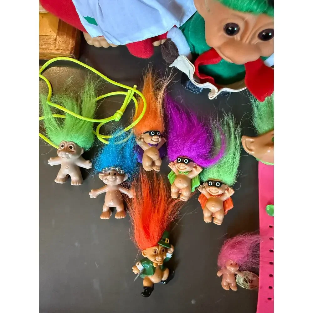 13 Vintage Russ Troll Christmas Dolls Santa Mrs Clause Carolers Large 8